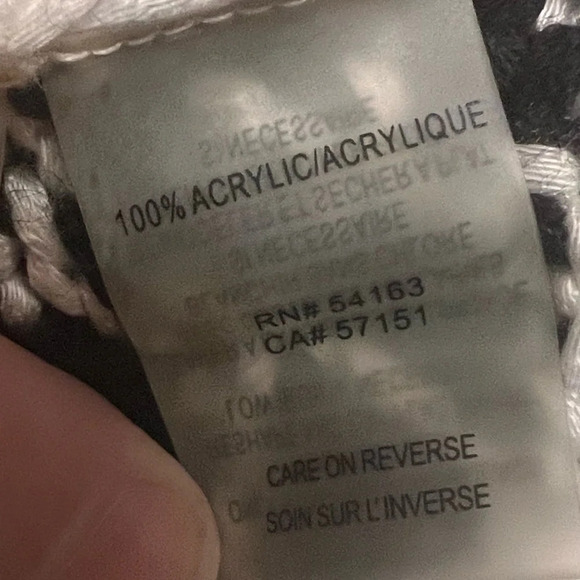 Calvin Klein knit sweater size Large black and off white. Very warm. - Picture 5 of 5